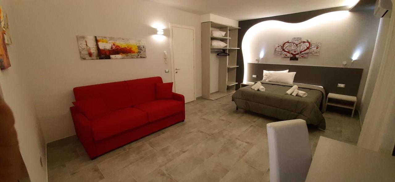 DONJON SUITE centro storico Castelbuono  Esterno foto